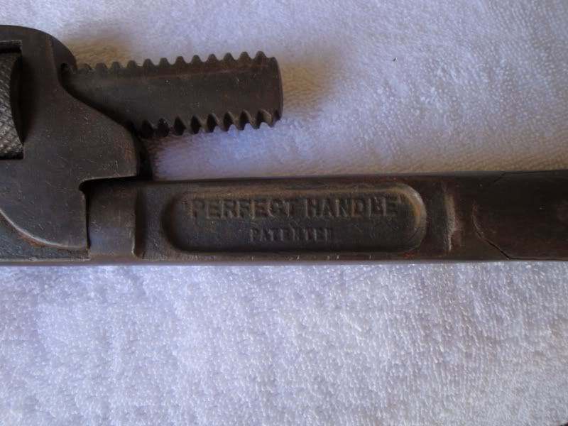 The H.D. Smith & Co. Perfect Handle 14 Inch Pipe Wrench 