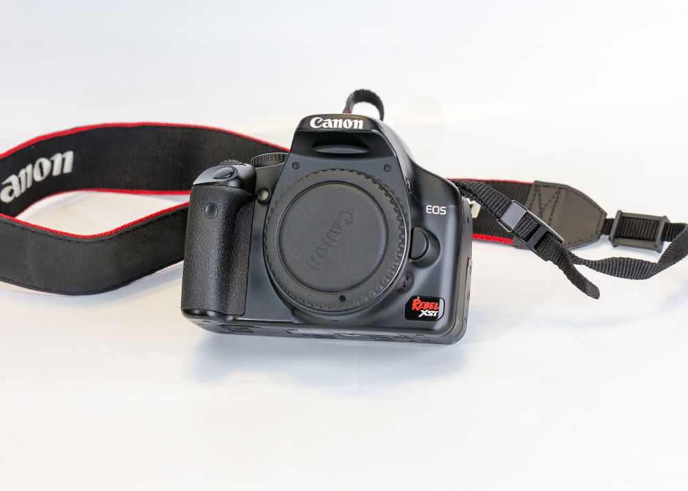 IMAGE: http://i857.photobucket.com/albums/ab135/stylemismatch/ebay_etc/XSi/IMG_3410psm_zpslzoqfkob.jpg