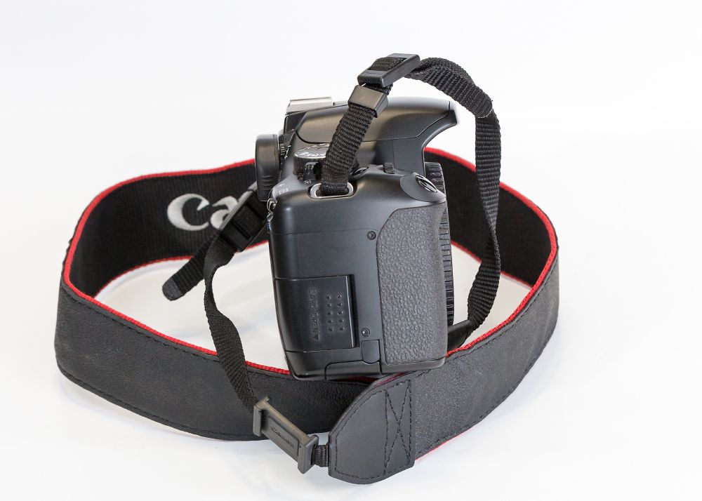 IMAGE: http://i857.photobucket.com/albums/ab135/stylemismatch/ebay_etc/XSi/IMG_3415psm_zpst3rdsxty.jpg