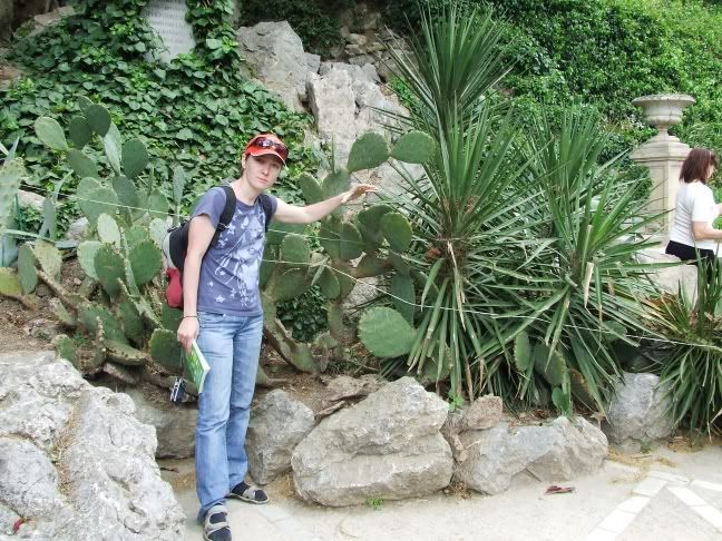 22 Trish and cactus